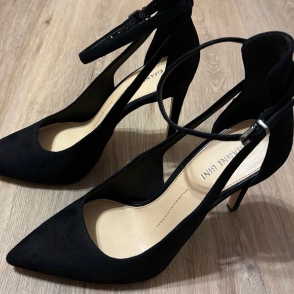 Gianni Bini Black Suede Cut-Out Ankle Strap Pointed Toe Heels Size 9 EUC - Picture 2 of 13